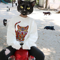 Cat Embroidery Crew Sweatshirt / White