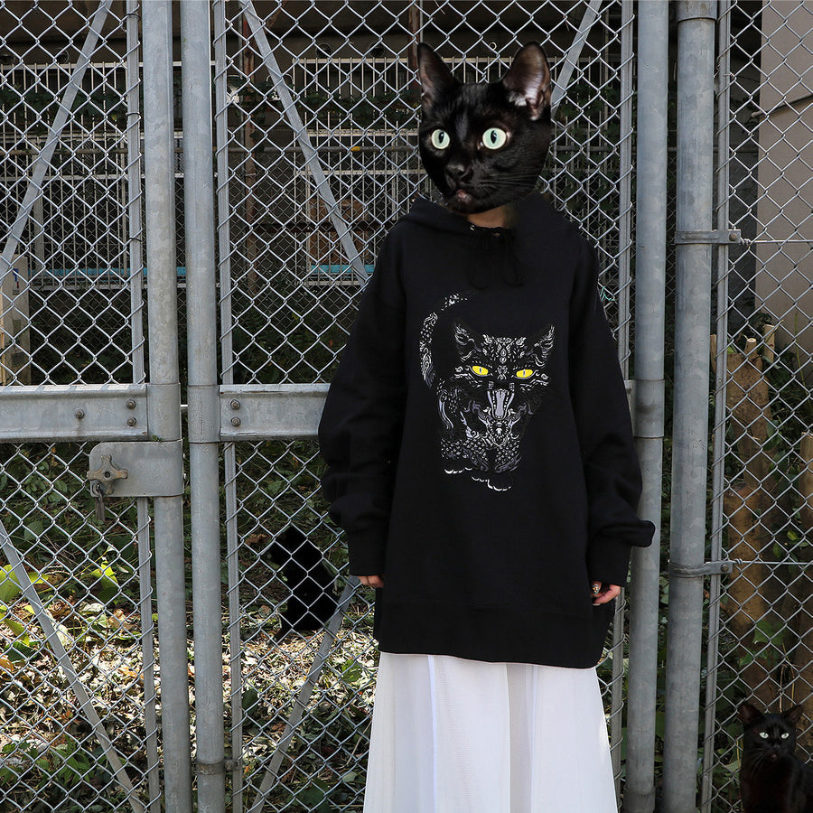 Cat Embroidery Hoodie / Black